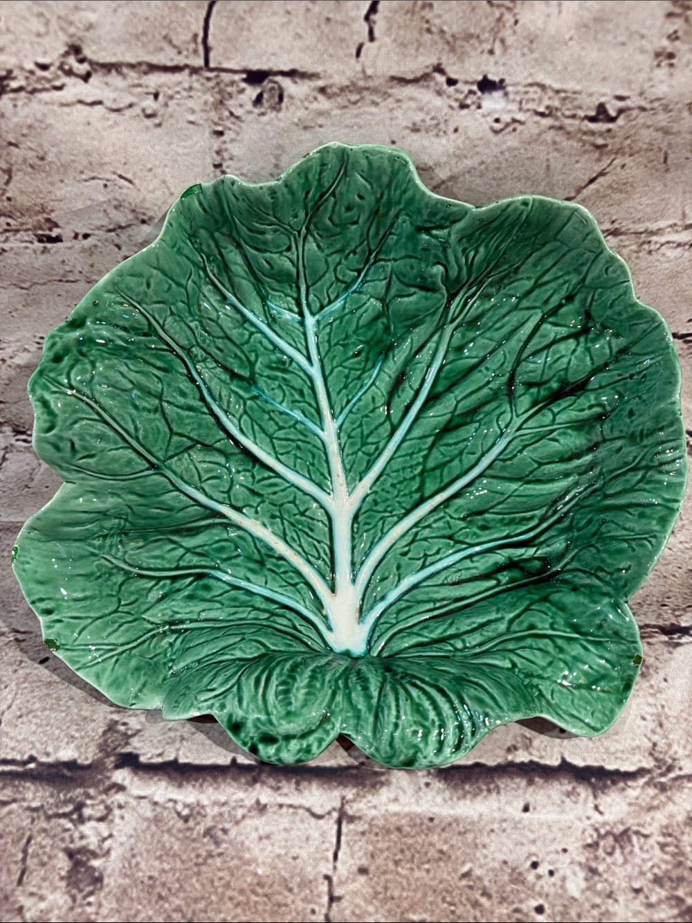 VTG- Bordallo Pinheiro Cabbage Leaf Serving Bowl